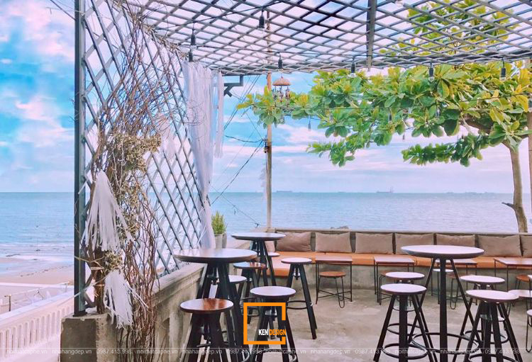 decor của quán cà phê ven biển